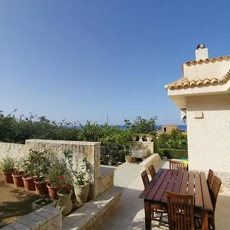 Holiday home Girolama *